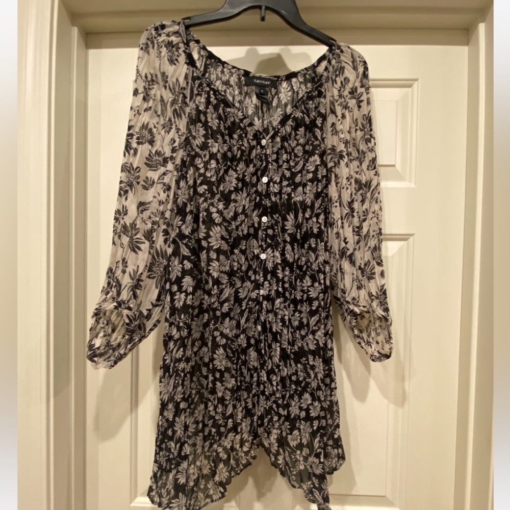 Karen Kane twisted black and cream button down blouse. Sz 1X NWOT